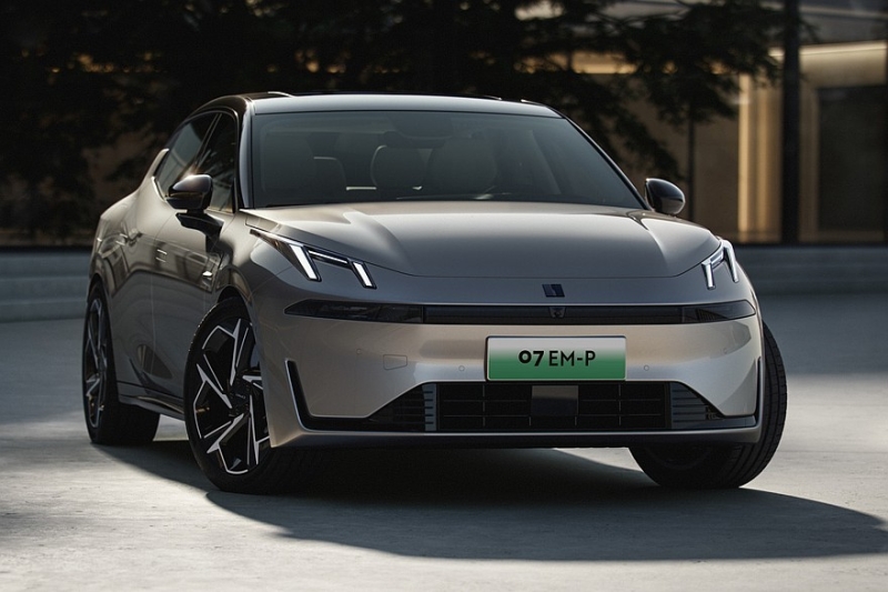 Мощный седан Lynk & Co 07 от Geely и Volvo: продажи начались