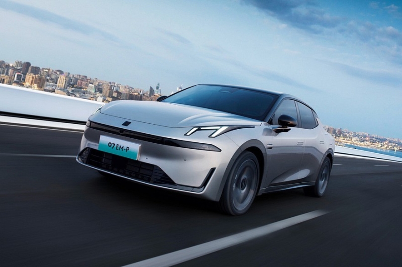 Мощный седан Lynk & Co 07 от Geely и Volvo: продажи начались