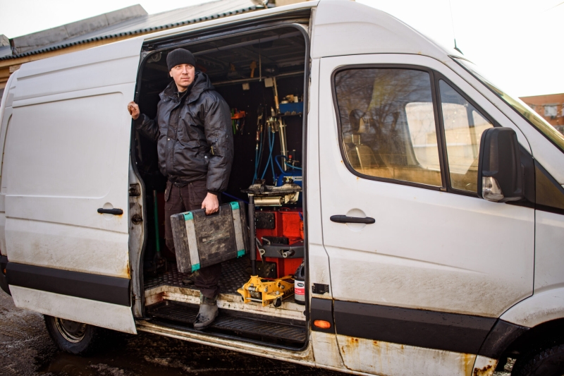 Пробито колесо — как быстро и безопасно решить проблему