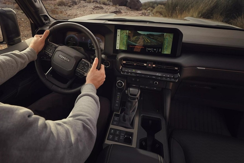 Toyota Land Cruiser Prado нового поколения выходит на рынок Казахстана: объявлены цены