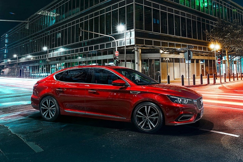 Альтернатива Skoda Octavia: в России стартуют продажи лифтбека MG 6