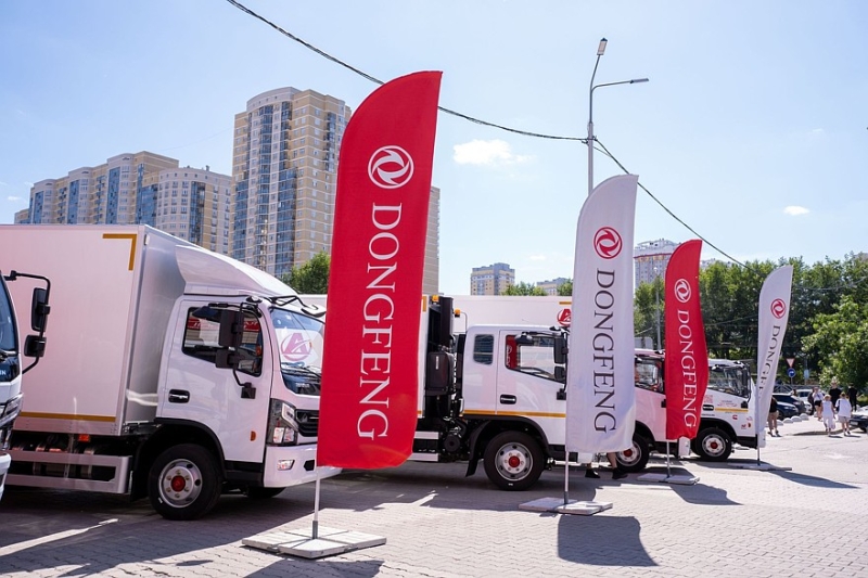Автопробег среднетоннажных грузовиков DONGFENG на Урале!