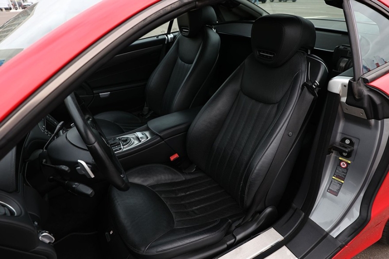 Mercedes-Benz SL V (R230) с пробегом: ужасы уличных машин и громоздкая электрика