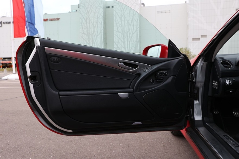 Mercedes-Benz SL V (R230) с пробегом: ужасы уличных машин и громоздкая электрика