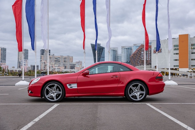 Mercedes-Benz SL V (R230) с пробегом: ужасы уличных машин и громоздкая электрика