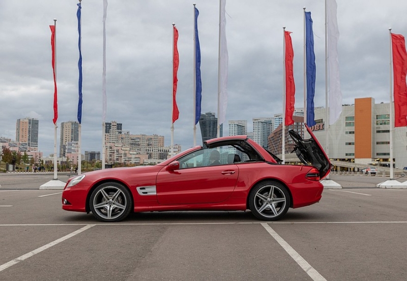 Mercedes-Benz SL V (R230) с пробегом: ужасы уличных машин и громоздкая электрика