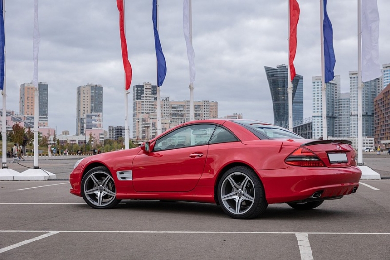 Mercedes-Benz SL V (R230) с пробегом: ужасы уличных машин и громоздкая электрика
