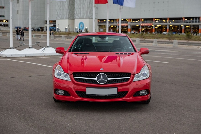 Mercedes-Benz SL V (R230) с пробегом: ужасы уличных машин и громоздкая электрика