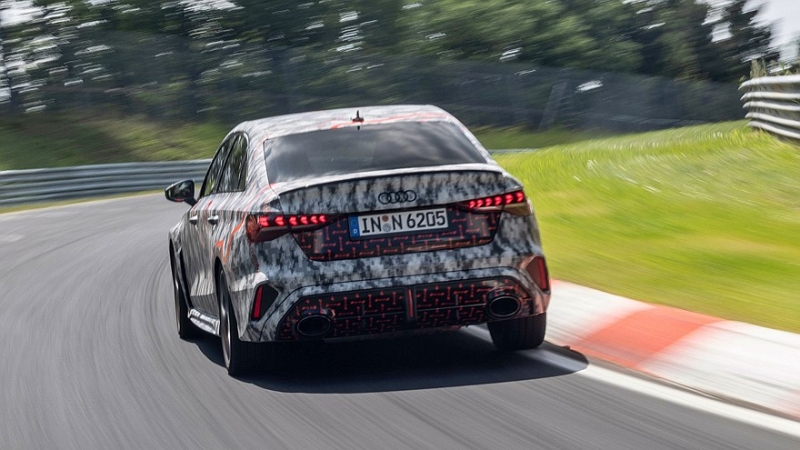 Обновлённый Audi RS 3 обновил рекорд Нюрбургринга. Ждём ответа от BMW M2