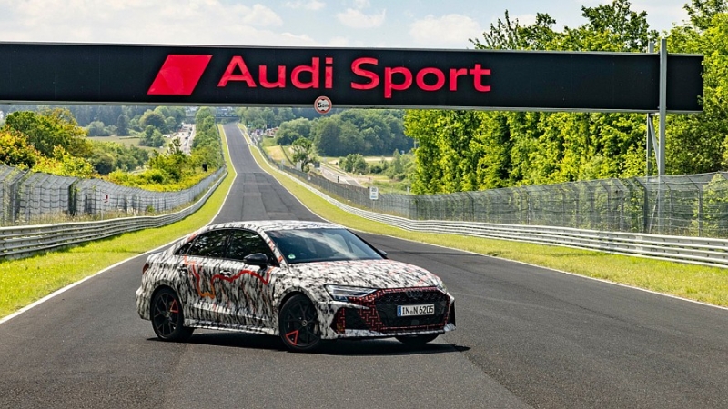 Обновлённый Audi RS 3 обновил рекорд Нюрбургринга. Ждём ответа от BMW M2