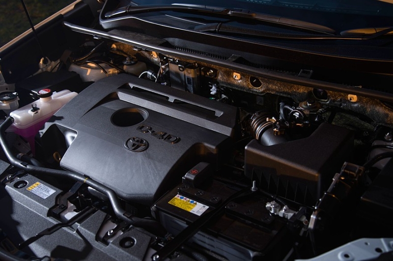 Toyota RAV4 IV (XA40) с пробегом: дизель от BMW, дешевый вариатор и ступицы-расходники