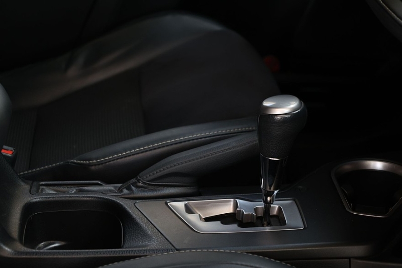 Toyota RAV4 IV (XA40) с пробегом: дизель от BMW, дешевый вариатор и ступицы-расходники