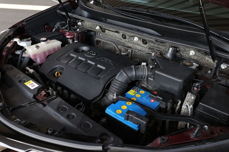 Toyota RAV4 IV (XA40) с пробегом: дизель от BMW, дешевый вариатор и ступицы-расходники