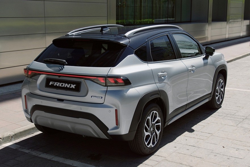 Бюджетный кроссовер Suzuki Fronx приедет в Японию из Индии