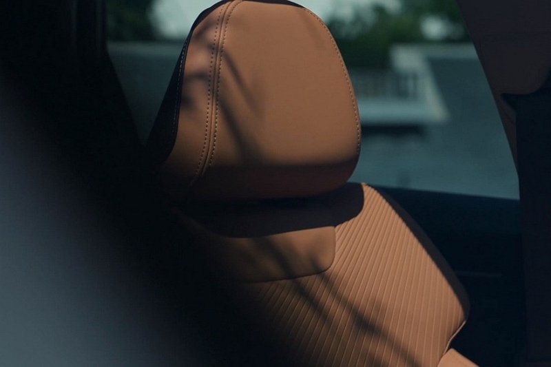 Обновлённый Geely Emgrand: свежие официальные кадры и дата премьеры