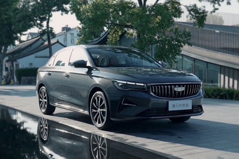 Обновлённый Geely Emgrand: свежие официальные кадры и дата премьеры