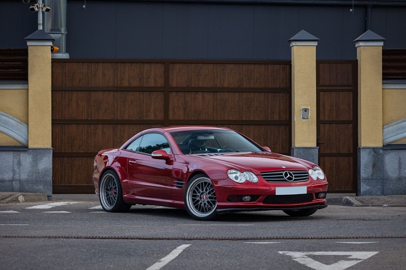 Прекрасен в движении, но так ли ужасен в содержании? Опыт владения Mercedes-Benz SL500 V R230