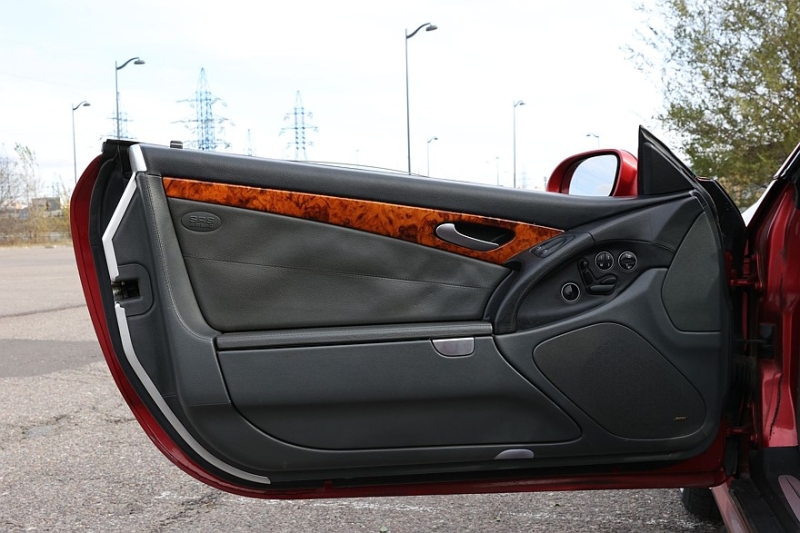 Прекрасен в движении, но так ли ужасен в содержании? Опыт владения Mercedes-Benz SL500 V R230