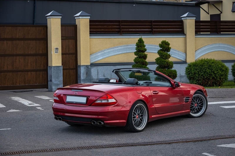 Прекрасен в движении, но так ли ужасен в содержании? Опыт владения Mercedes-Benz SL500 V R230