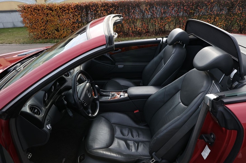 Прекрасен в движении, но так ли ужасен в содержании? Опыт владения Mercedes-Benz SL500 V R230