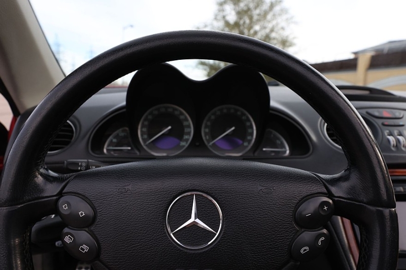 Прекрасен в движении, но так ли ужасен в содержании? Опыт владения Mercedes-Benz SL500 V R230