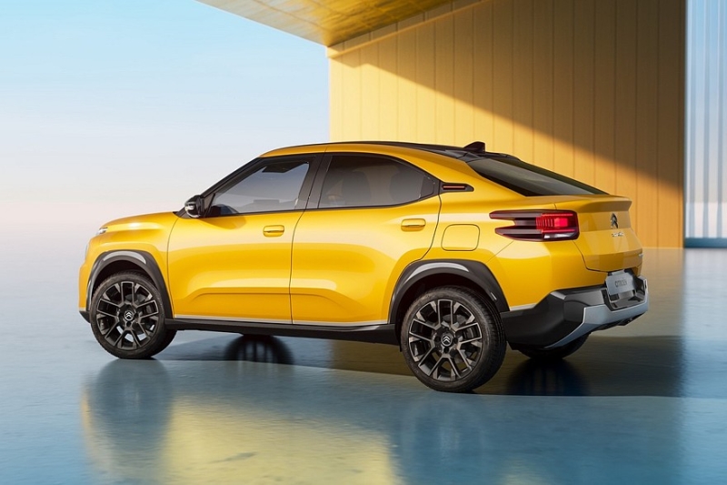 Серийный купеобразный кроссовер Citroen Basalt показался на фото