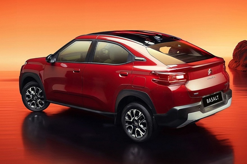 Серийный купеобразный кроссовер Citroen Basalt показался на фото