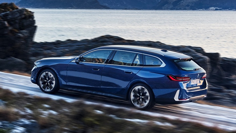 В BMW рассказали о дате дебюта нового «заряженного» универсала M5 Touring