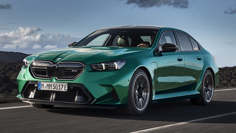 В BMW рассказали о дате дебюта нового «заряженного» универсала M5 Touring