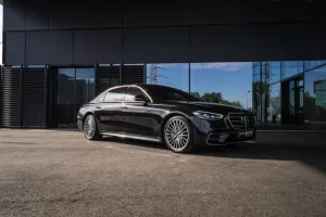 Аренда авто с водителем в Алматы: удобство и комфорт для вашего путешествия