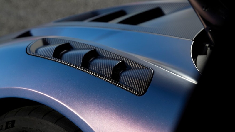 Суперкар Maserati GT2 Stradale: сниженный вес и гоночная закалка