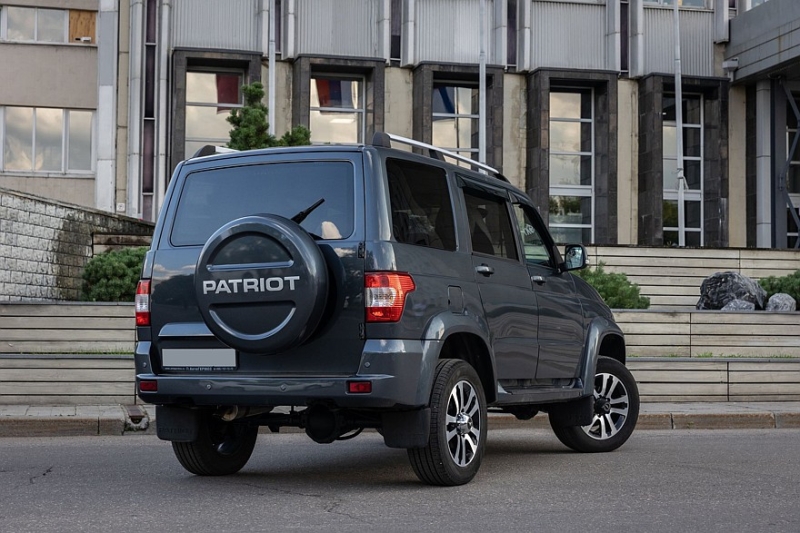 УАЗ Patriot с пробегом: битва с люфтами, коробки-долгожители и моторы с характером