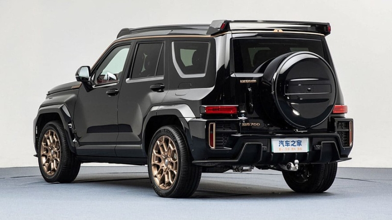 День ног: как выглядел бы новый Tank 700 с пропорциональными колёсами