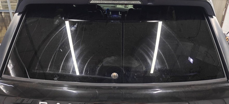 Сколы, трещины, полировка и эффект линзы: как ремонтируют автомобильные стёкла