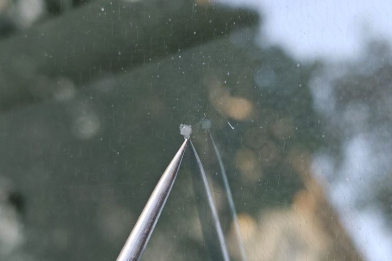 Сколы, трещины, полировка и эффект линзы: как ремонтируют автомобильные стёкла