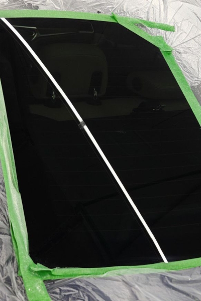 Сколы, трещины, полировка и эффект линзы: как ремонтируют автомобильные стёкла