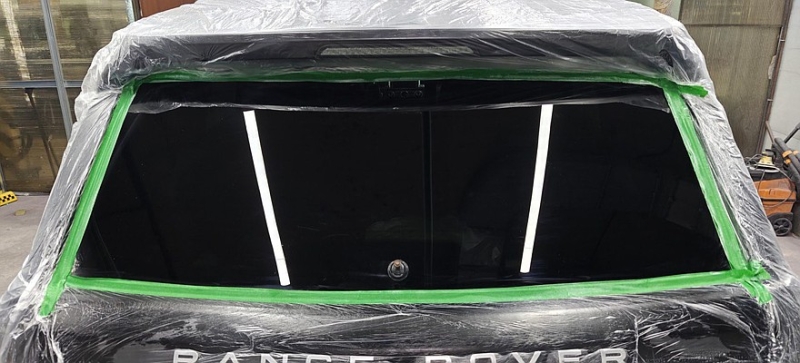 Сколы, трещины, полировка и эффект линзы: как ремонтируют автомобильные стёкла