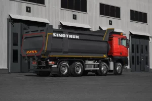 Особенности работы на самосвалах: безопасность, эффективность и технические требования