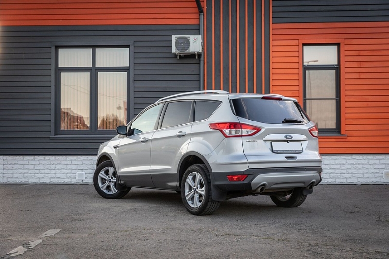 Ford Kuga II с пробегом: подгнивающие пороги и аккумулятор как расходник