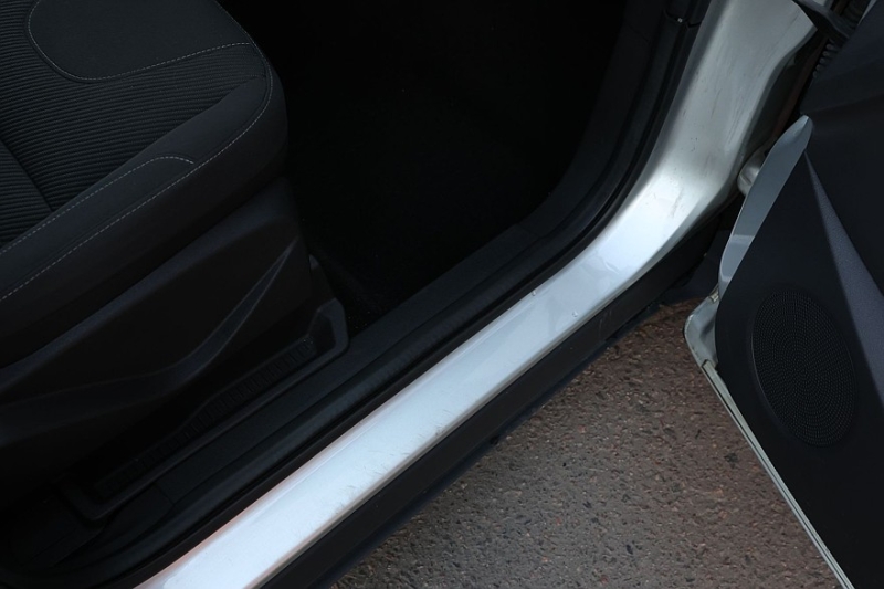 Ford Kuga II с пробегом: подгнивающие пороги и аккумулятор как расходник