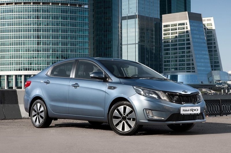 Выбираем седан B-класса с пробегом за миллион рублей: почти спорткар и ящик для рассады