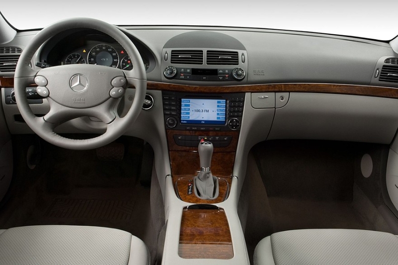 Выбираем универсал Е-класса с пробегом за миллион рублей: тормоза по цене машины, а счастья нет