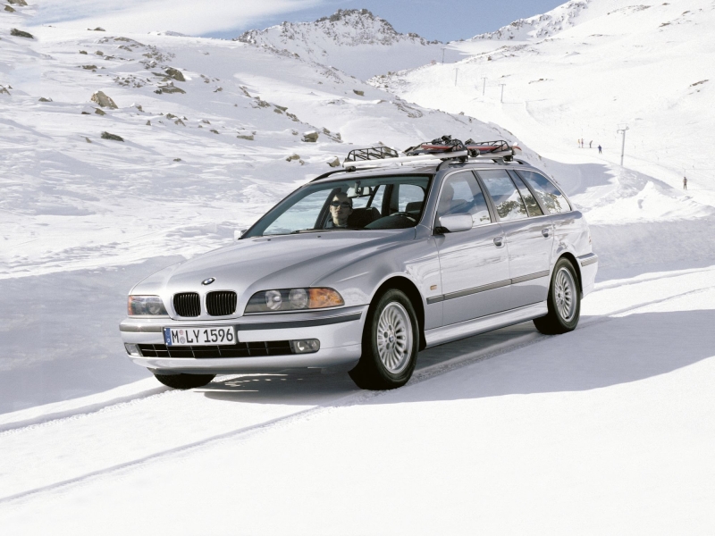 Выбираем универсал Е-класса с пробегом за миллион рублей: тормоза по цене машины, а счастья нет