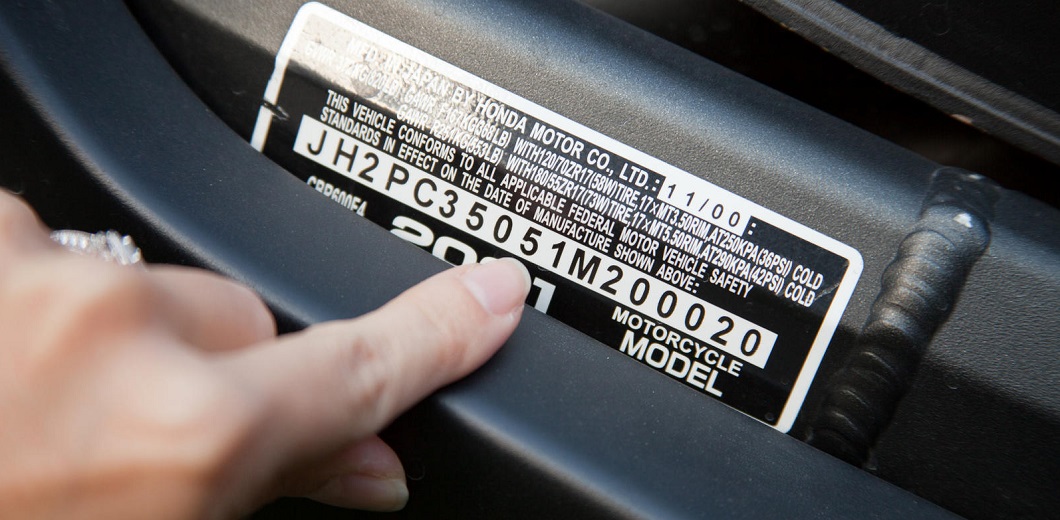 Когда и зачем нужно проверять VIN-номер автомобиля