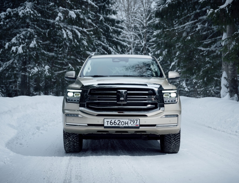 Tank 500 Urban и Lixiang L7: премиум против премиума, гибрид против гибрида