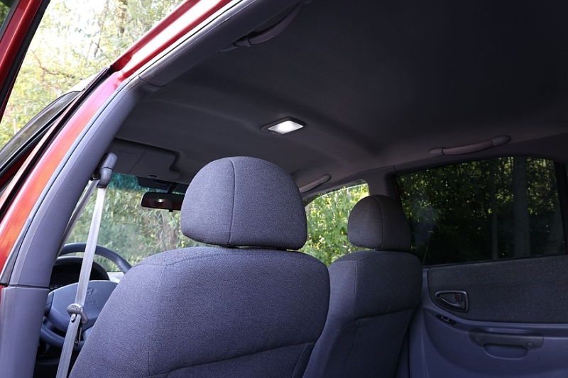 Hyundai Accent II (LC) с пробегом: дыра из арки в салон и электрика, в которой нечему ломаться