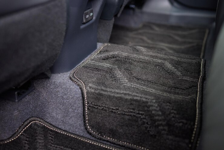 Как выбрать коврики для салона автомобиля: практические советы