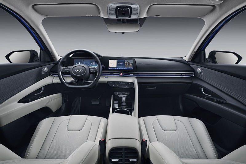 Выбираем седан С-класса с пробегом за 2 миллиона рублей: вариаторов много, моторов мало