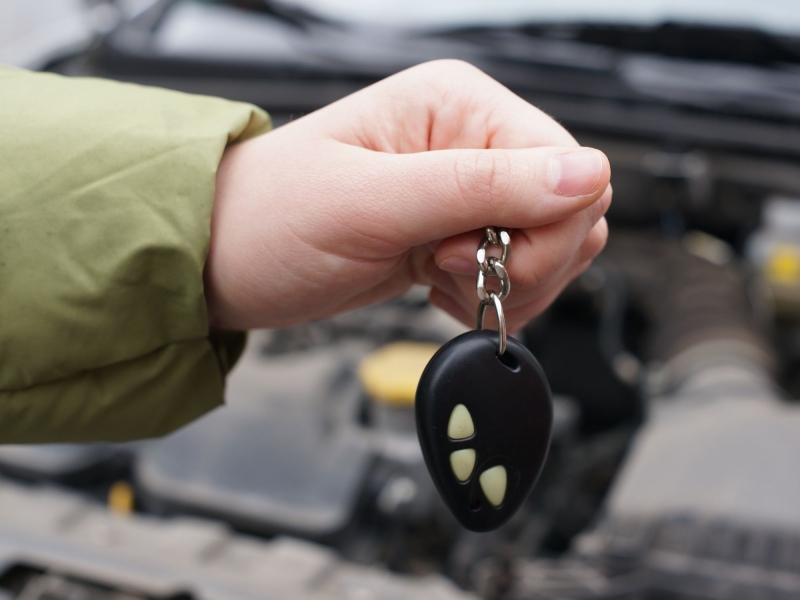 Что делать, если в метке или брелоке сигнализации села батарейка