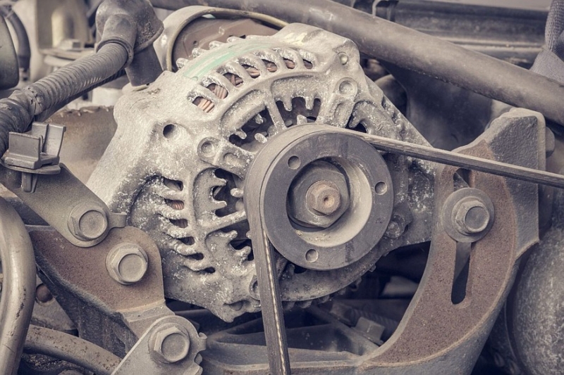 Гудение, стук, свист, хруст: какие звуки неисправности автомобиля можно услышать самому